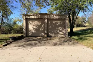 622 Woodcrest Ave, Worthington, MN 56187 - Photo 45