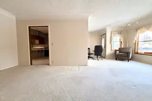 622 Woodcrest Ave, Worthington, MN 56187 - Photo 11