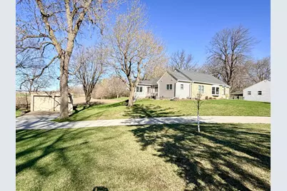 622 Woodcrest Avenue, Worthington, MN 56187 - Photo 5