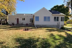 622 Woodcrest Ave, Worthington, MN 56187 - Photo 41