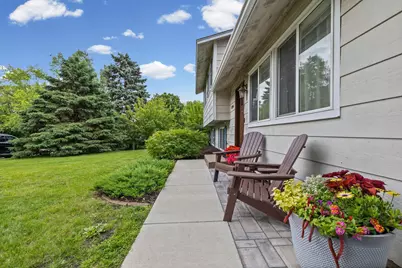 8296 Janero Avenue S, Cottage Grove, MN 55016 - Photo 5