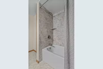 9425 Barrington Road, Woodbury, MN 55125 - Photo 23