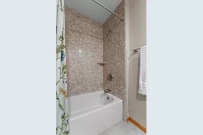 9425 Barrington Road, Woodbury, MN 55125 - Photo 17