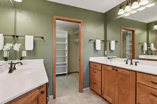 1646 Isabella Pkwy, Chaska, MN 55318 - Photo 21