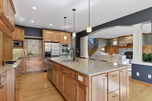 1646 Isabella Pkwy, Chaska, MN 55318 - Photo 9