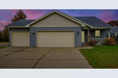 1015 29th Street NE, Sauk Rapids, MN 56379 - Photo 1