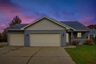 1015 29th St NE, Sauk Rapids, MN 56379 - Photo 1