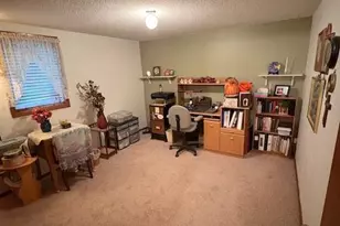 1200 Crestview Rd, Albert Lea, MN 56007 - Photo 13