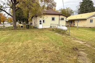 550 South St, Wabasso, MN 56293 - Photo 5