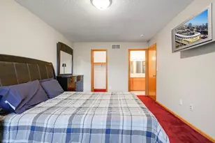 516 Roundhouse St, Shakopee, MN 55379 - Photo 9