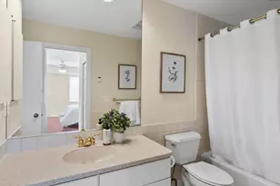 222 Groveland Ave, Minneapolis, MN 55403 - Photo 13