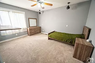 256 W Panther Dr, Ellsworth, WI 54011 - Photo 9