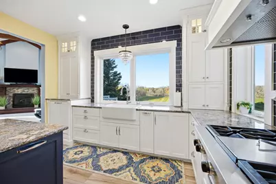 310 48th Avenue SW, Moorhead, MN 56560 - Photo 21