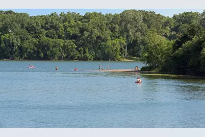 1921 Ewing Avenue S, Minneapolis, MN 55416 - Photo 31