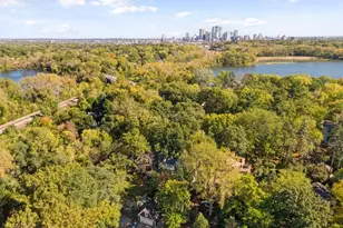 1921 Ewing Ave S, Minneapolis, MN 55416 - Photo 29