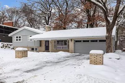 1490 3rd Street NW, New Brighton, MN 55112 - Photo 3