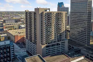 66 9th St E, Saint Paul, MN 55101 - Photo 49