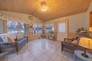 1318 6th St SW, Willmar, MN 56201 - Photo 5