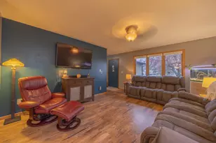 1318 6th St SW, Willmar, MN 56201 - Photo 7