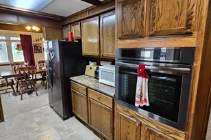 512 W 5th St, Graceville, MN 56240 - Photo 9