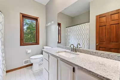 16680 N Manor Road, Eden Prairie, MN 55346 - Photo 41