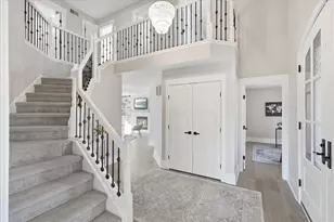 786 Harlar Cir, Hudson, WI 54016 - Photo 5