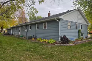 138 Ridge Rd, Morris, MN 56267 - Photo 43