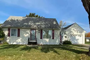 1227 Parallel St, Chaska, MN 55318 - Photo 1