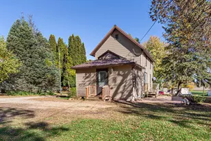 235 N Seeley Ave, Dunnell, MN 56127 - Photo 7