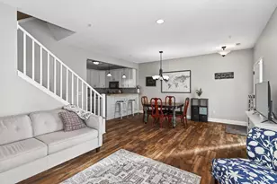 7769 Madelyn Creek Dr, Victoria, MN 55386 - Photo 11