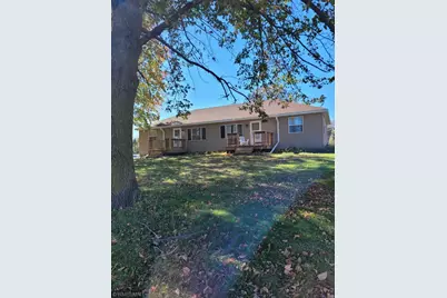 316 Cherry Avenue N, Braham, MN 55006 - Photo 1