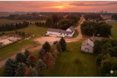 200 Spring View Drive, Edgerton, MN 56128 - Photo 5