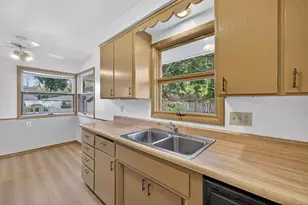 2106 8th Ave NE, Rochester, MN 55906 - Photo 21