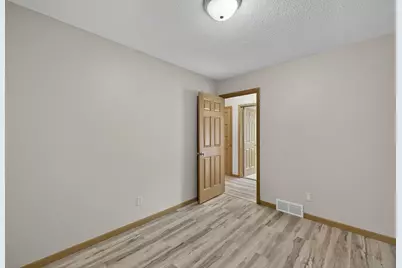 2106 8th Avenue NE, Rochester, MN 55906 - Photo 23