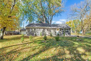 681 Glencoe St NE, Fridley, MN 55432 - Photo 33