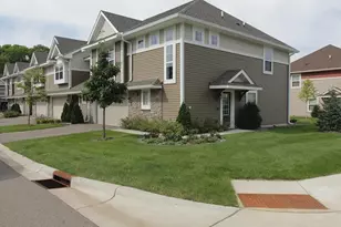 10269 Chesshire Ln N, Maple Grove, MN 55369 - Photo 17