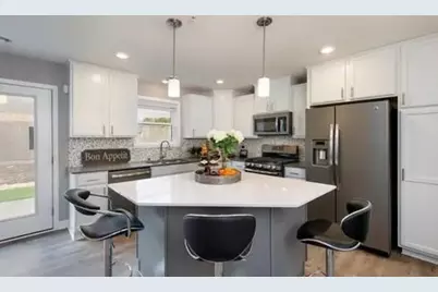 10269 Chesshire Lane N, Maple Grove, MN 55369 - Photo 19