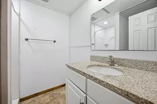 1316 8th St N, Fargo, ND 58102 - Photo 27