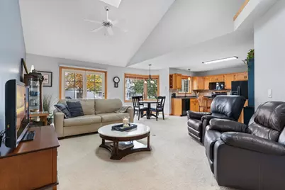2717 Spyglass Court NW, Rochester, MN 55901 - Photo 5