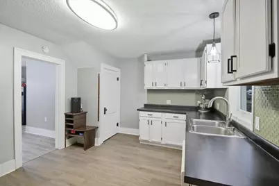 904 14th Avenue NE, Austin, MN 55912 - Photo 7