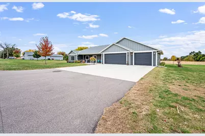 305 Harrison Street, Welcome, MN 56181 - Photo 3