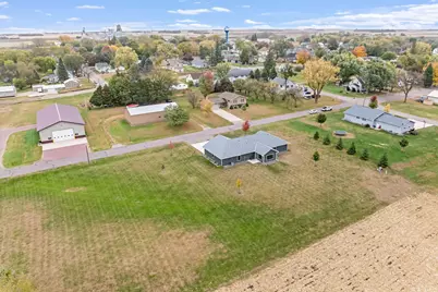 305 Harrison Street, Welcome, MN 56181 - Photo 9