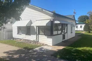 415 Mankato Ave, Winona, MN 55987 - Photo 1