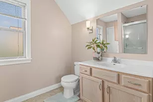 2001 Washington St NE, Minneapolis, MN 55418 - Photo 15