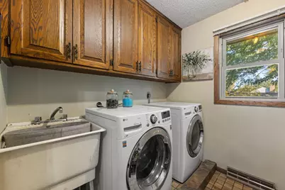 4444 Victoria Street N, Shoreview, MN 55126 - Photo 31