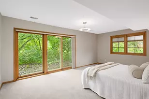 15395 Highland Bluff, Minnetonka, MN 55345 - Photo 31