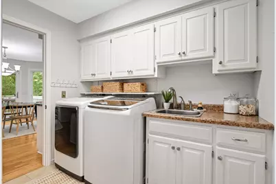 15395 Highland Bluff, Minnetonka, MN 55345 - Photo 11