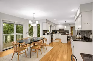 15395 Highland Bluff, Minnetonka, MN 55345 - Photo 7