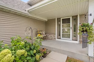 26410 Woodcrest Ln, Elko New Market, MN 55020 - Photo 3