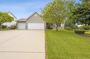 26410 Woodcrest Ln, Elko New Market, MN 55020 - Photo 7